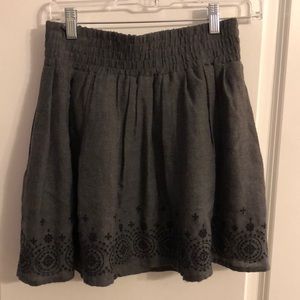American Eagle gray skirt with black embroidery